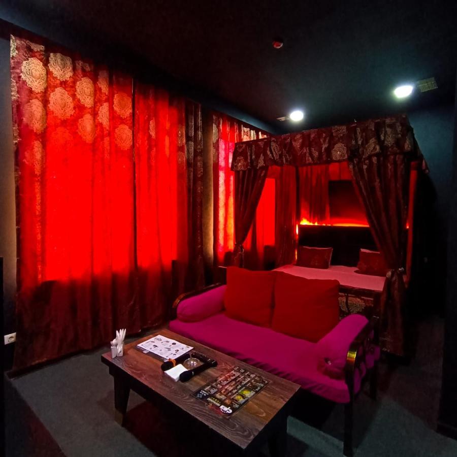 Cinema Plaza Hotel Baku Exteriör bild
